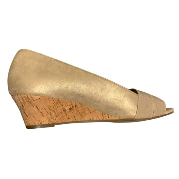 Coach and Four - Beige Formal Women's Wedges with a Gold Tint - Size 10 - Picture 3 of 5